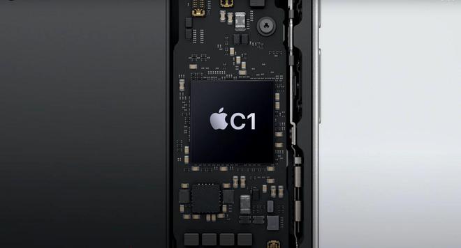 CQ9电子平台网站实测：iPhone 16e 取消 MagSafe并非 C1 芯片干扰问题(图1)